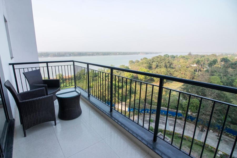 Brook View Repose Hotel Calcutta Buitenkant foto